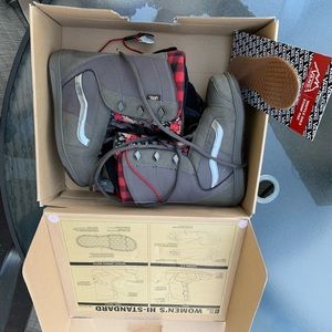 hi-standard vans snowboard boots!